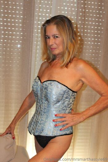 Mrs. Martha Styl / mrsmarthastyle69 nude photo #4
