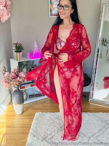 MrsskyroseFRE / mrsskyrosefree nude photo #10
