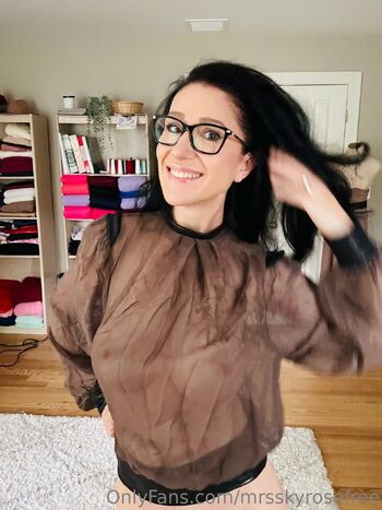 MrsskyroseFRE / mrsskyrosefree nude photo #28