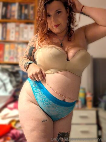 Ms Yoga Alice UK Thicc 5ft Tattoo Mam / msalicefuryuk nude photo #17