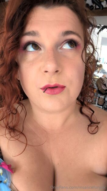 Ms Yoga Alice UK Thicc 5ft Tattoo Mam / msalicefuryuk nude photo #21