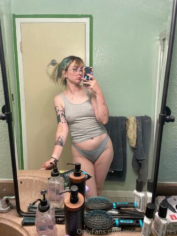 msc_adventure / msc_adventures nude photo #1