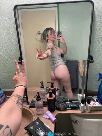 msc_adventure / msc_adventures nude photo #2