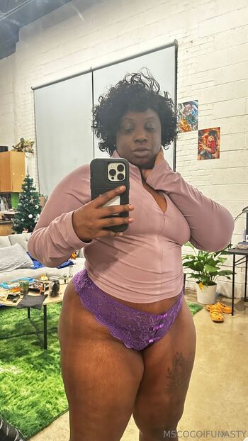 Ms.IGetWhatEva / mscocoifunasty / ms.cocoifunasty / queencoco804 nude photo #3