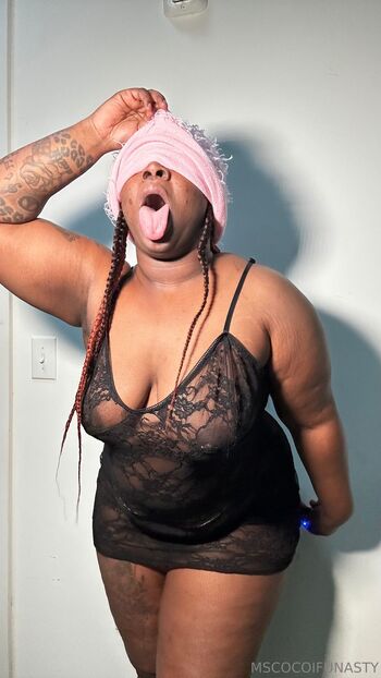 Ms.IGetWhatEva / mscocoifunasty / ms.cocoifunasty / queencoco804 nude photo #11