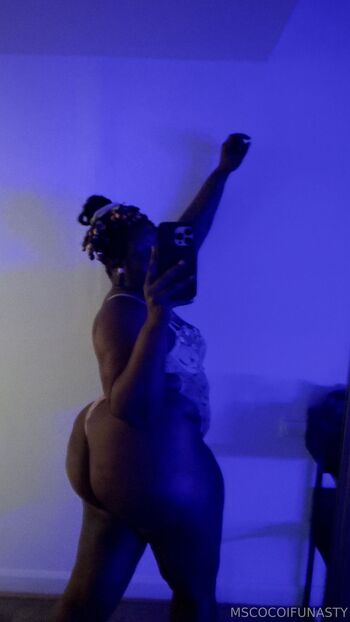 Ms.IGetWhatEva / mscocoifunasty / ms.cocoifunasty / queencoco804 nude photo #16