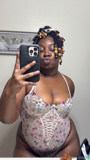 Ms.IGetWhatEva / mscocoifunasty / ms.cocoifunasty / queencoco804 nude photo #18