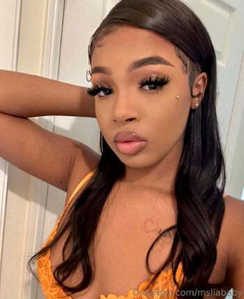 Lia / msliababy nude photo #10