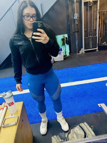 OnlyFans / musclegoddess92 nude photo #4