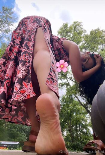 Kajol / mxdchai nude photo #27