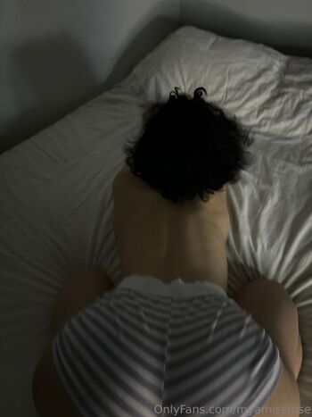 Ros / myamissrose nude photo #22
