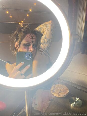 Anni / mylittlepandabooty nude photo #3