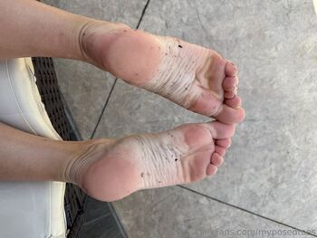 Brook / myposedtoes nude photo #8