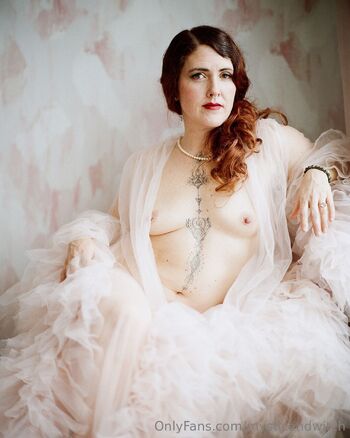 Mystic Witch 𓋹 / mysticandwitch nude photo #1