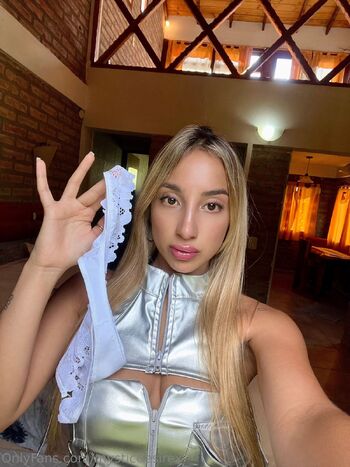 𝑴𝒚𝒔𝒕𝒊𝒄 𝑫𝒆𝒔𝒊𝒓𝒆 / mysticdesirex nude photo #13