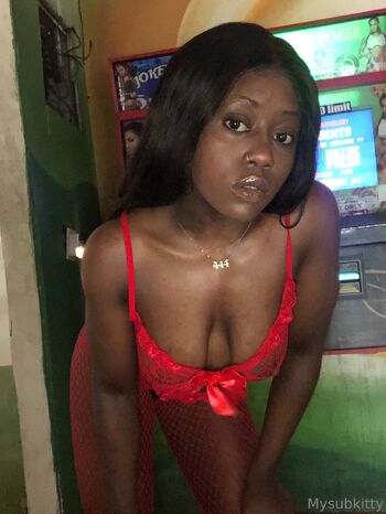 Submissive Kitt / mysubkitty nude photo #8