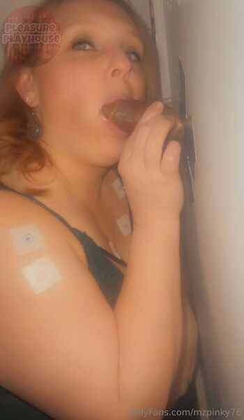 MzPin / mzpinky76 nude photo #2