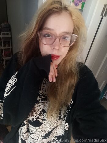 Nadi / nadia69x nude photo #2