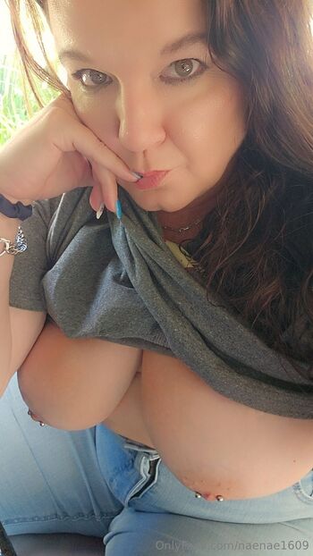 Deliciously Na / naenae1609 nude photo #7