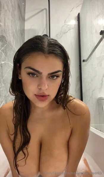 Naiara / naiaretta nude photo #29