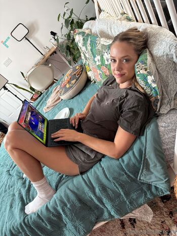 Nakedbaker / nakedbakers nude photo #18