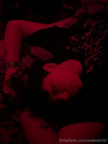 boy sIu / nakedniki nude photo #1