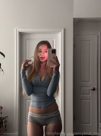 NancyBru / nancybrut_free nude photo #16