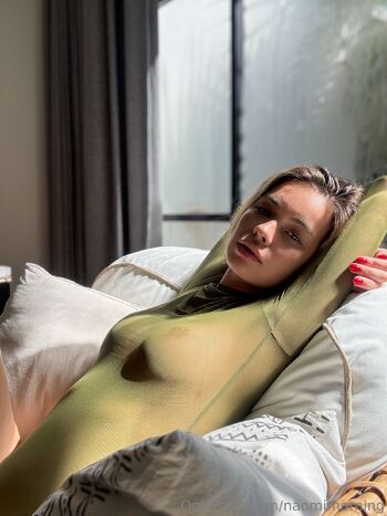 𝐍𝐚𝐨𝐦𝐢 𝐌𝐨𝐫𝐧𝐢𝐧𝐠 / naomimorning nude photo #3