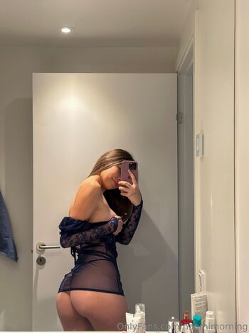 𝐍𝐚𝐨𝐦𝐢 𝐌𝐨𝐫𝐧𝐢𝐧𝐠 / naomimorning nude photo #4