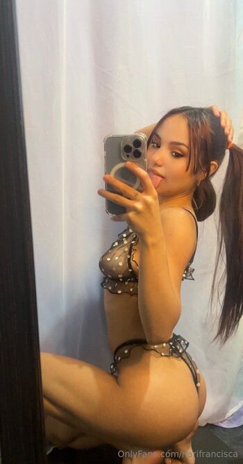 nari / narifrancisca nude photo #39