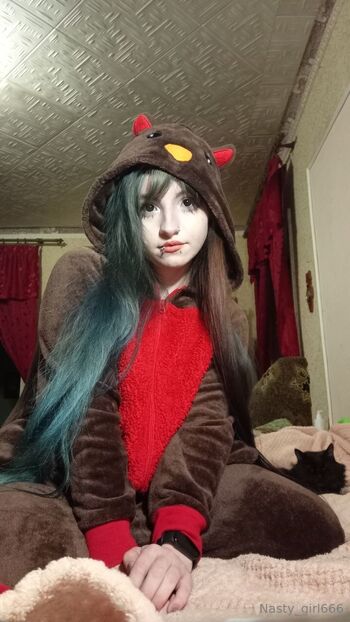 Selena / nasty_girl666 nude photo #21