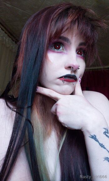 Selena / nasty_girl666 nude photo #32