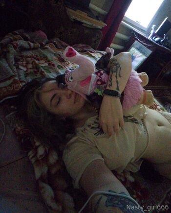 Selena / nasty_girl666 nude photo #35