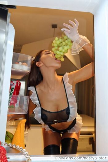 NASTYAYour online-girlfriend / nastya_star / kosmetichkaa nude photo #2