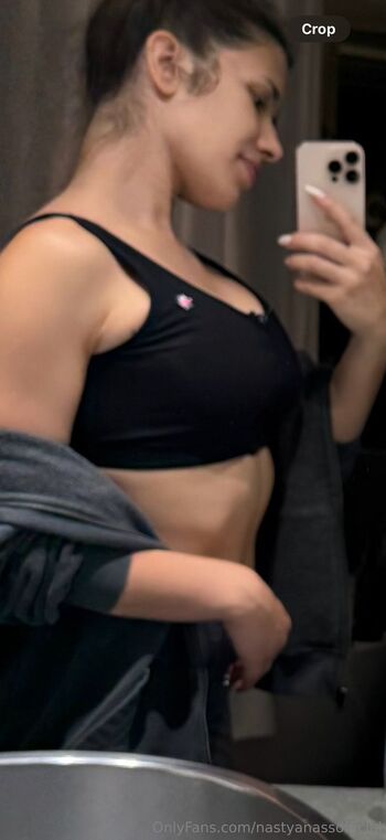 Nastya Nas / nastyanassofficial nude photo #4