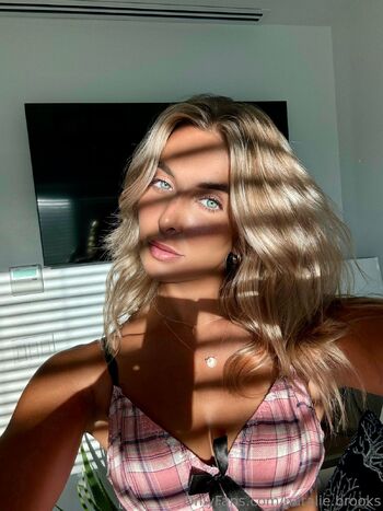 Natalie Brook / natalie.brooks nude photo #13
