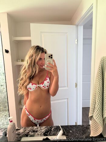 Natalie Brook / natalie.brooks nude photo #16