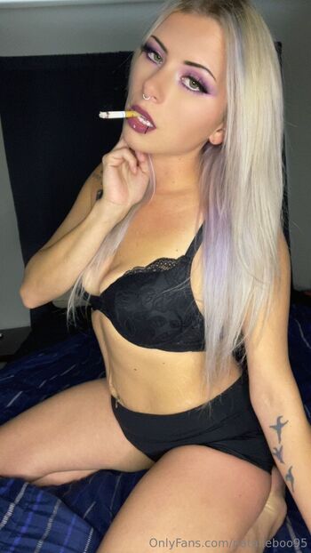 Natali / natalieboo95 / nataliegarrison871 nude photo #1