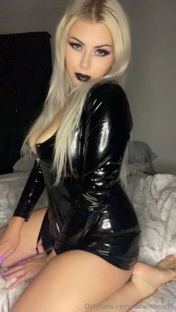 Natali / natalieboo95 / nataliegarrison871 nude photo #30