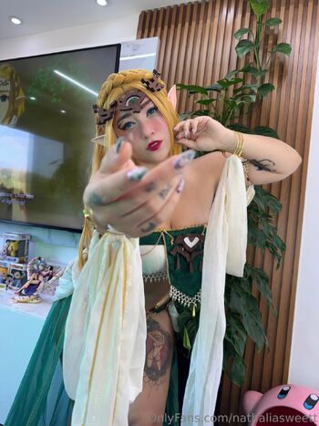 𝓒𝓞𝓢𝓟𝓛𝓐𝓨𝓔𝓡 𝓖𝓞𝓓𝓓𝓔𝓢𝓢 / nathaliasweett nude photo #39