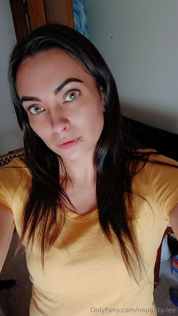 Naughty-Le / naughty-lee / knndeepthroats nude photo #5