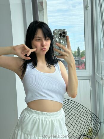 Sophi / naughty.by.sophie nude photo #8