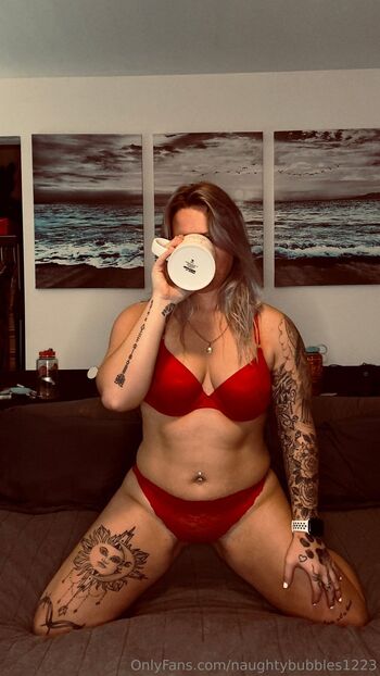 Bubble / naughtybubbles1223 nude photo #15