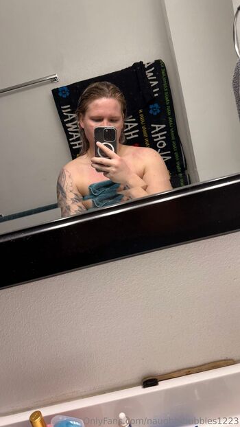 Bubble / naughtybubbles1223 nude photo #17