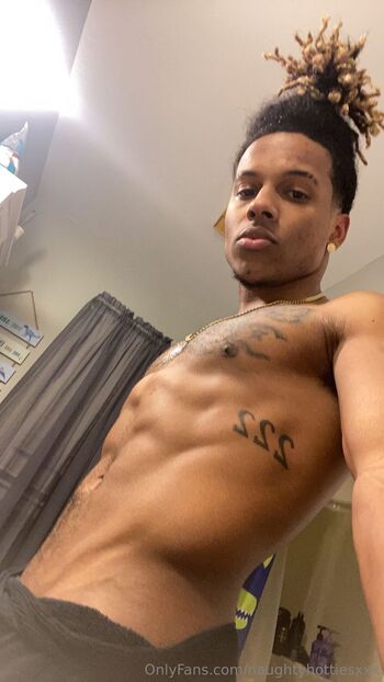 Naughty Hottie / naughtyhottiesxxx nude photo #24