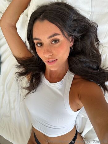 Lun / naughtylittleluna nude photo #20