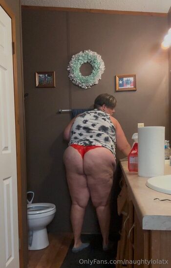 Naughtylolat / naughtylolatx nude photo #3