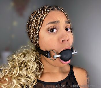 мalιa / naughtymalia nude photo #16