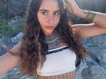 Nadia / naughtynadia888 nude photo #12