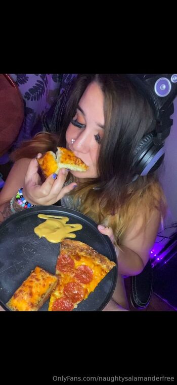 Naughty SalamanderFREE / naughtysalamanderfree nude photo #2